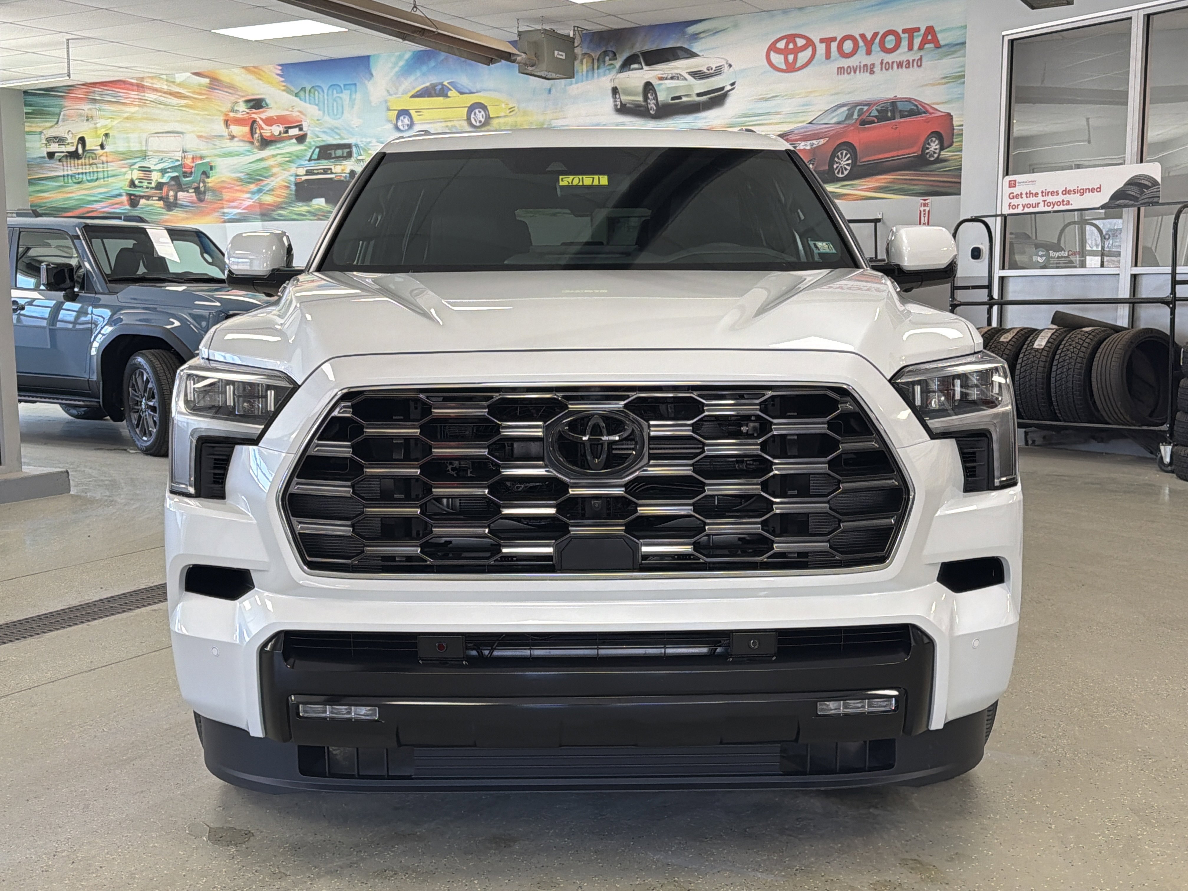 New 2026 Toyota Sequoia Platinum AWD/4WD image 7