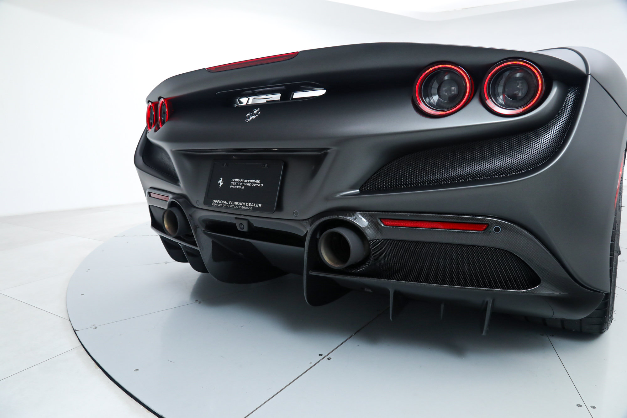 Certified 2023 Ferrari F8 Tributo RWD image 19