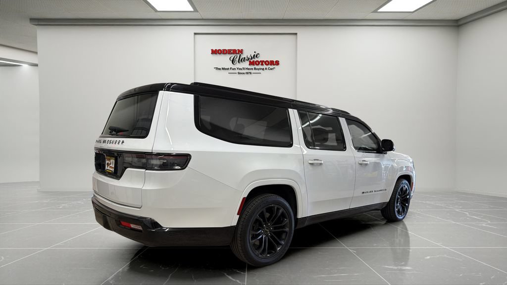 Used 2024 Jeep Grand Wagoneer L Series II w/ Quick Order Packagew 28T AWD/4WD image 5