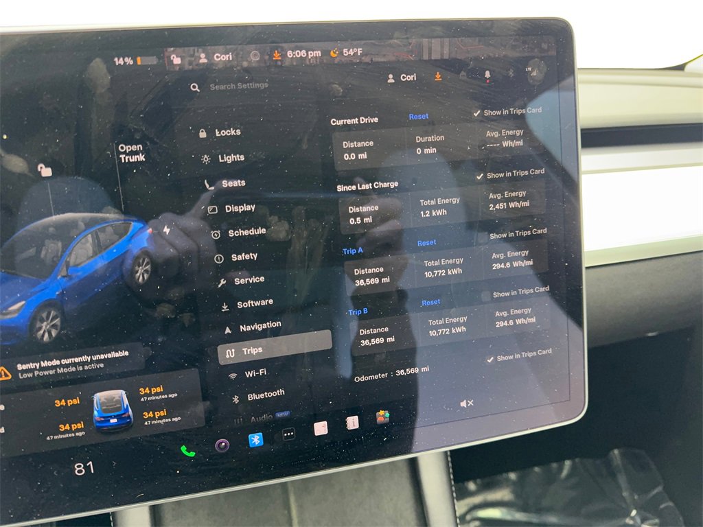 Used 2022 Tesla Model Y Long Range image 59