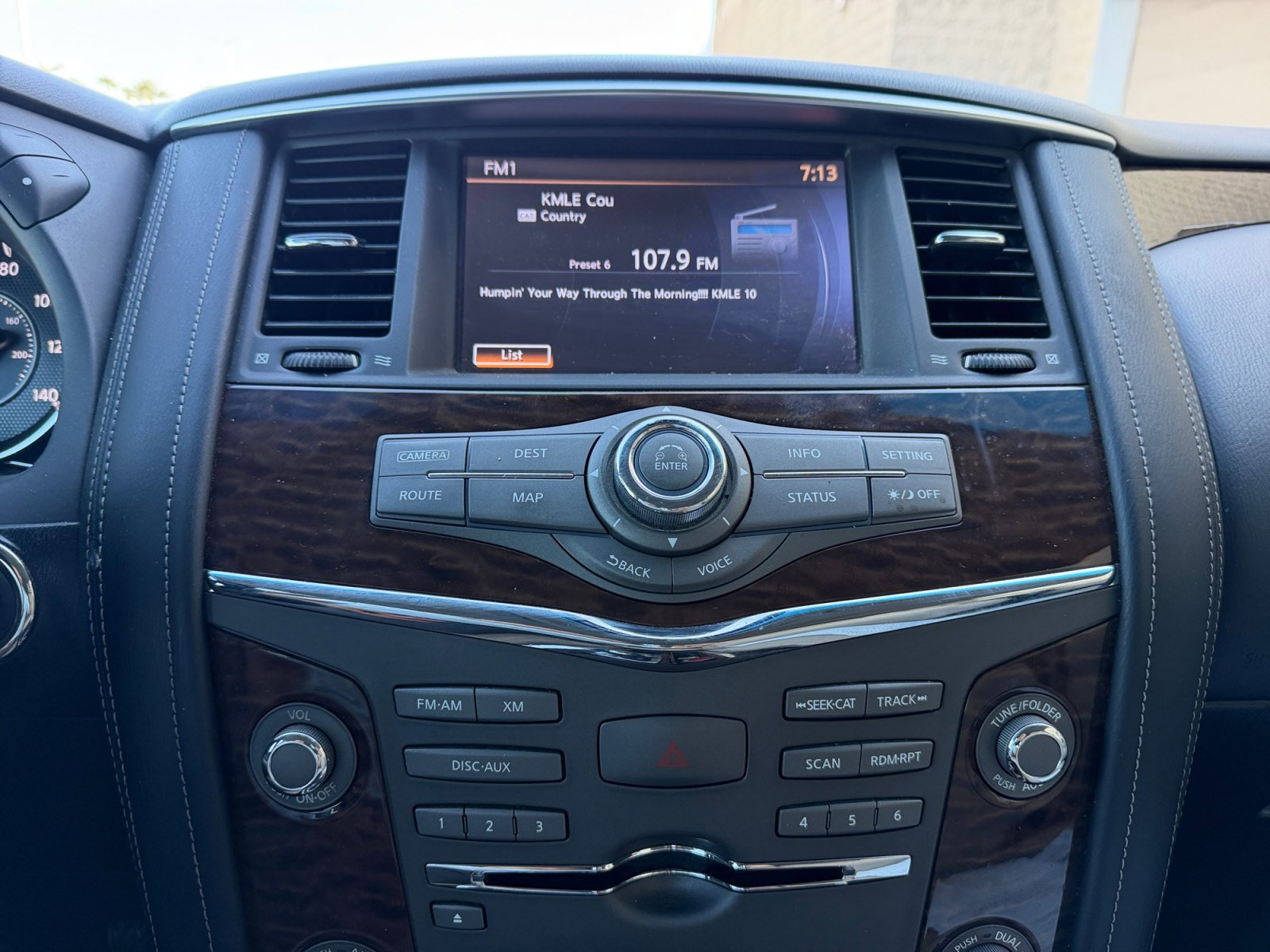Used 2017 Nissan Armada SL w/ Technology Package RWD image 12