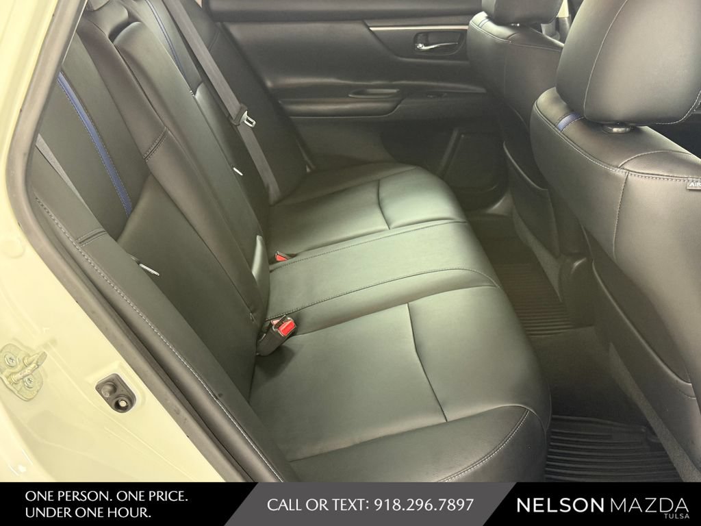 Used 2018 Nissan Altima 2.5 SR w/ SR Midnight Edition FWD image 38