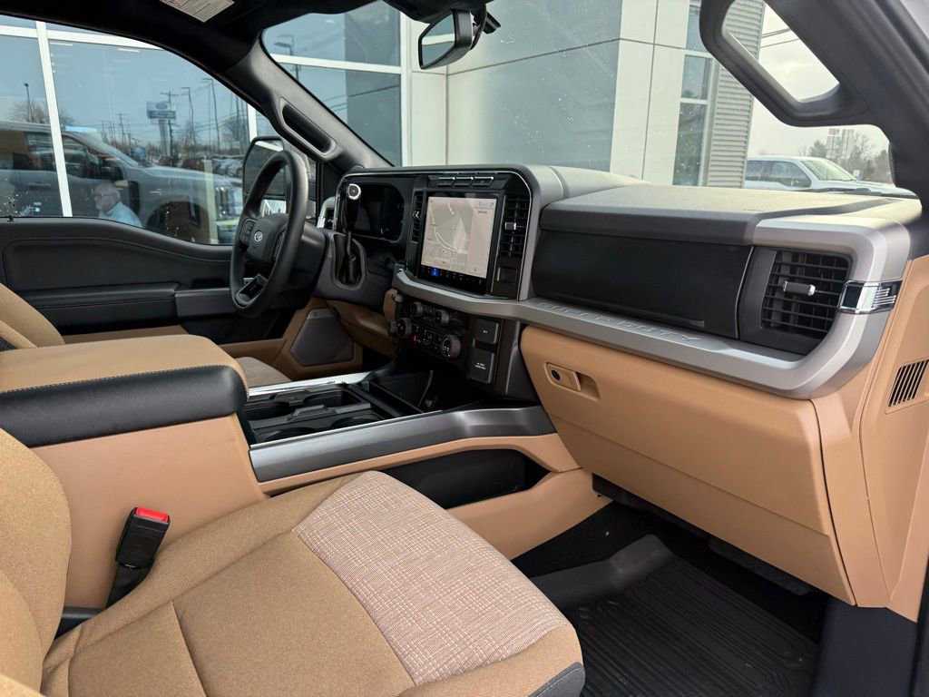 Used 2024 Ford F250 XLT w/ XLT Premium Package image 15