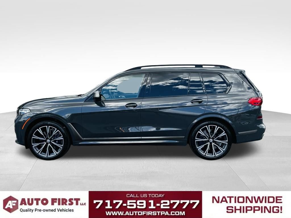 Used 2022 BMW X7 M50i w/ Executive Package image 6