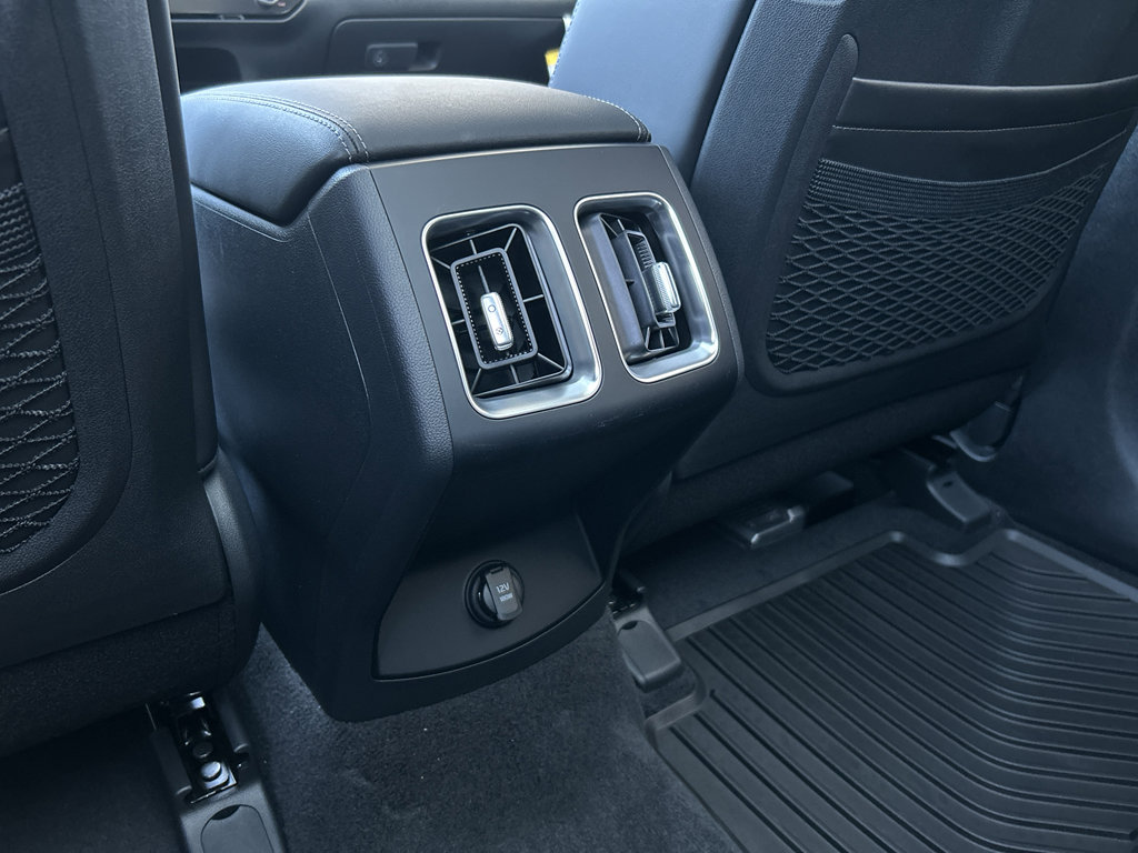 New 2026 Kia Sorento S w/ S Panoramic Sunroof Package image 17