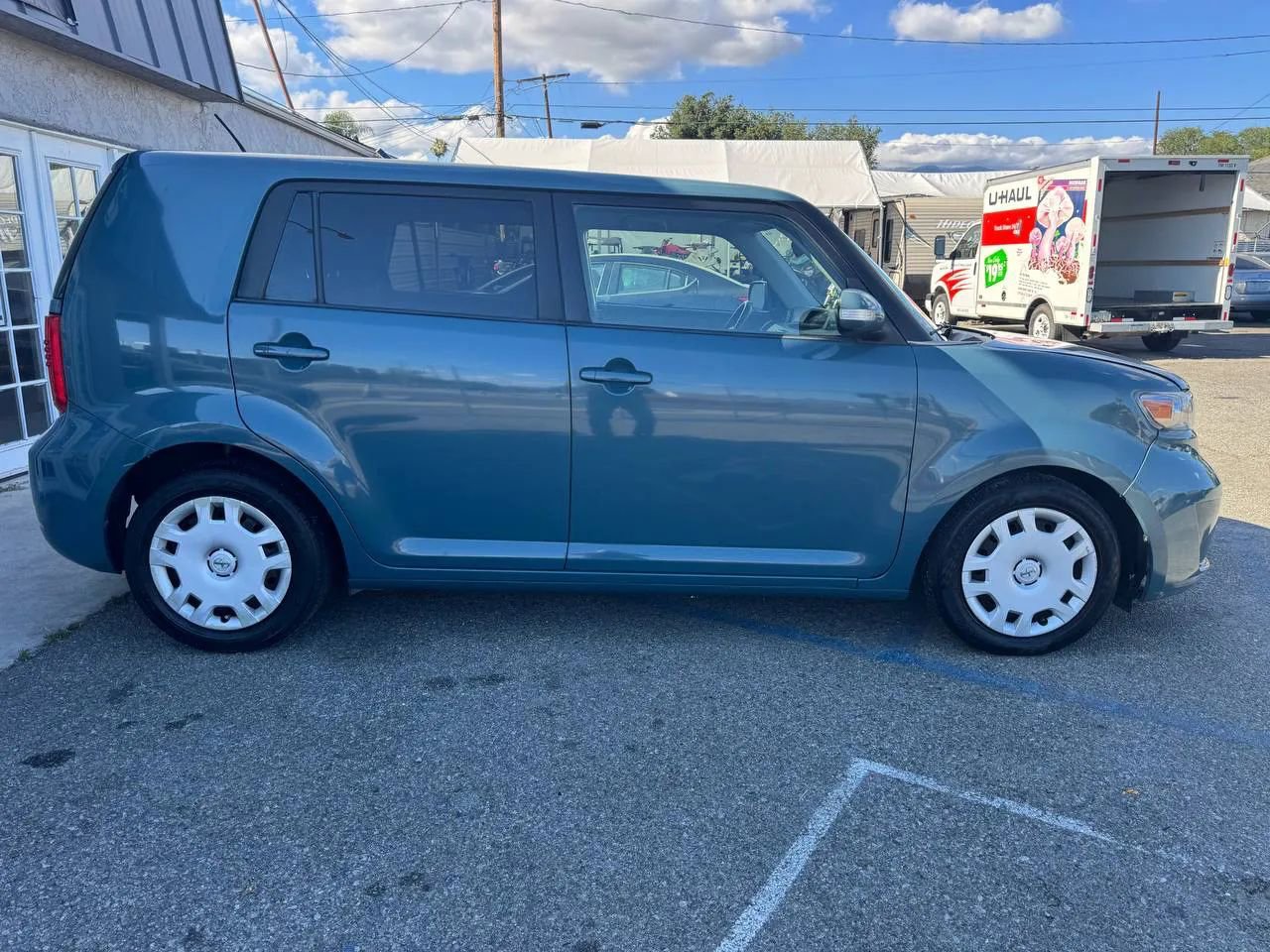 Used 2008 Scion xB image 8
