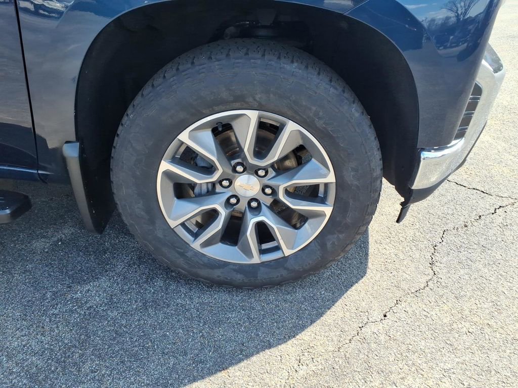 Used 2022 Chevrolet Silverado 1500 LT image 7