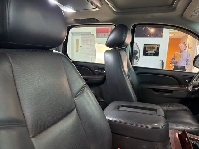 Used 2013 Chevrolet Tahoe LTZ image 29