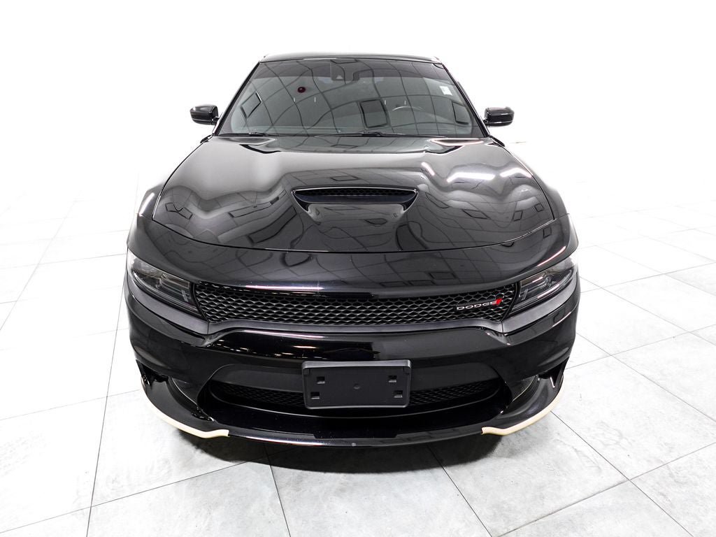Used 2023 Dodge Charger R/T w/ Technology Group RWD image 3