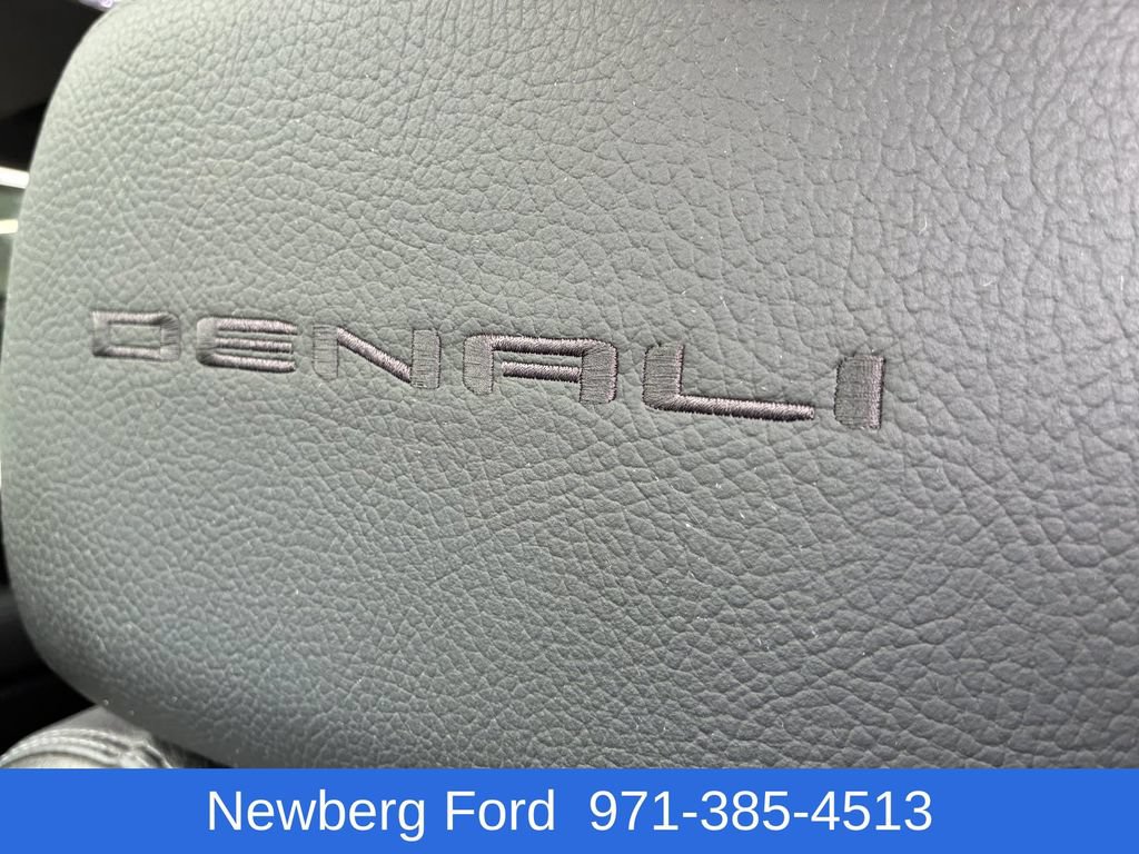 Used 2023 GMC Sierra 3500 Denali w/ Denali Ultimate Package AWD/4WD image 36