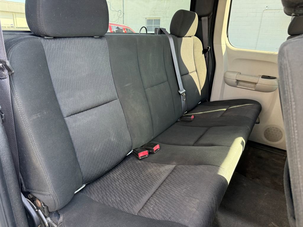 Used 2011 Chevrolet Silverado 1500 W/T AWD/4WD image 8