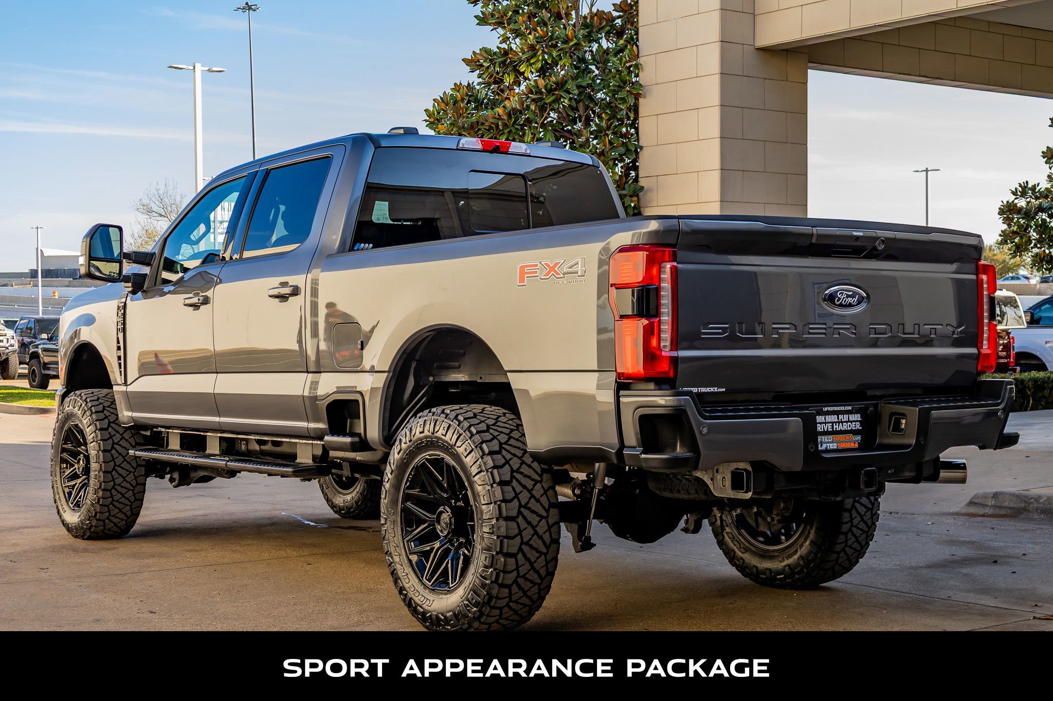 Used 2024 Ford F250 XLT w/ XLT Premium Package image 7