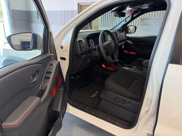 New 2026 Nissan Frontier PRO-4X w/ Pro-4x Convenience Package AWD/4WD image 11