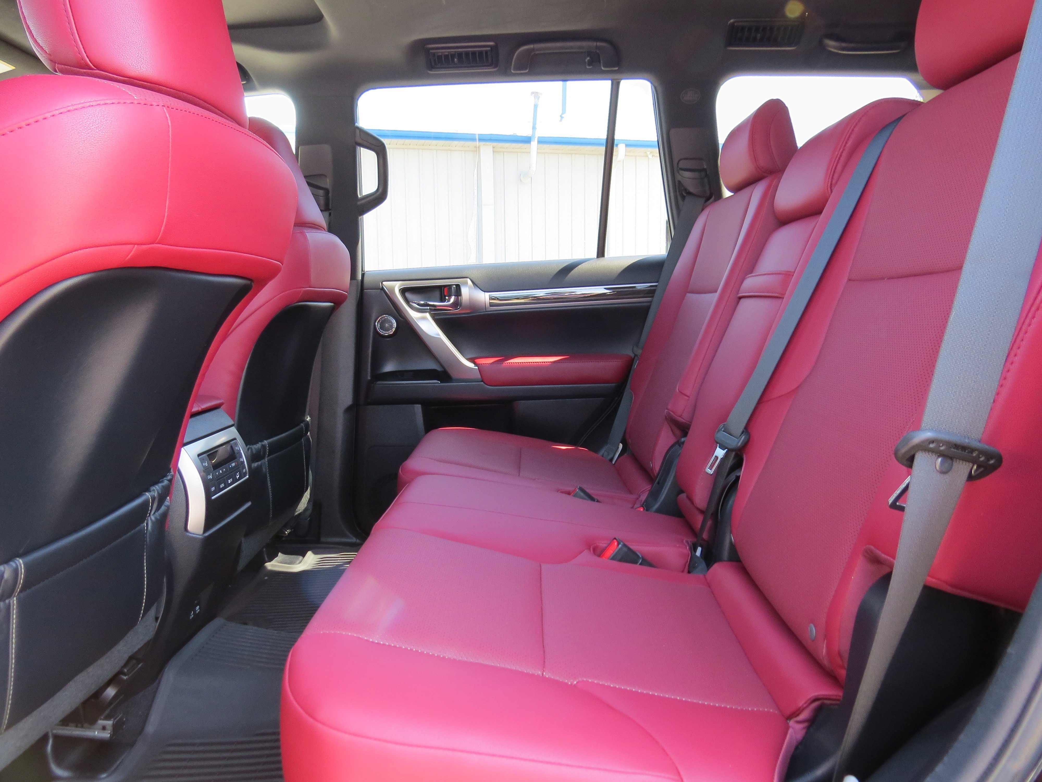 Used 2022 Lexus GX 460 Premium image 18