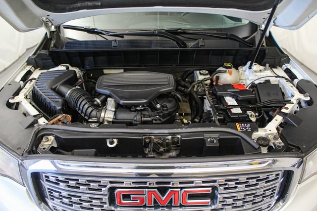 Certified 2017 GMC Acadia Denali w/ Technology Package AWD/4WD image 34