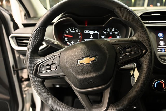 Used 2023 Chevrolet TrailBlazer LS image 22