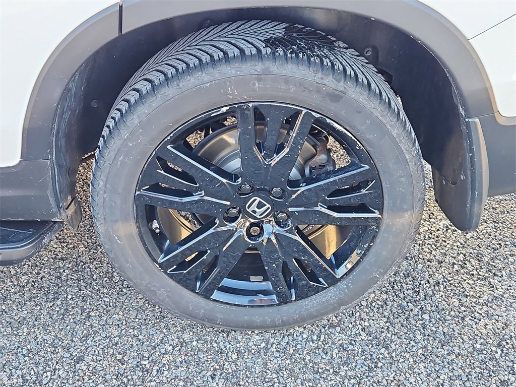 Certified 2021 Honda Pilot Black Edition image 8