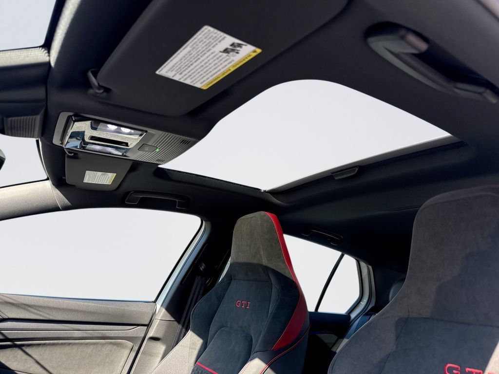 New 2026 Volkswagen GTI SE FWD image 15
