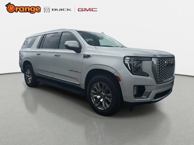 Used 2021 GMC Yukon XL Denali AWD/4WD image 1