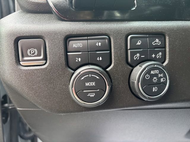 Used 2024 Chevrolet Silverado 1500 LTZ image 31