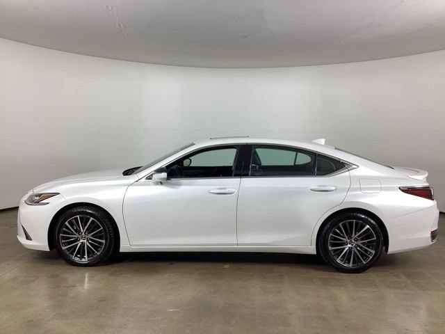 Used 2023 Lexus ES 300h w/ Premium Package FWD image 8