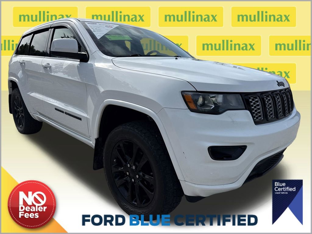 Used 2018 Jeep Grand Cherokee Altitude RWD image 1