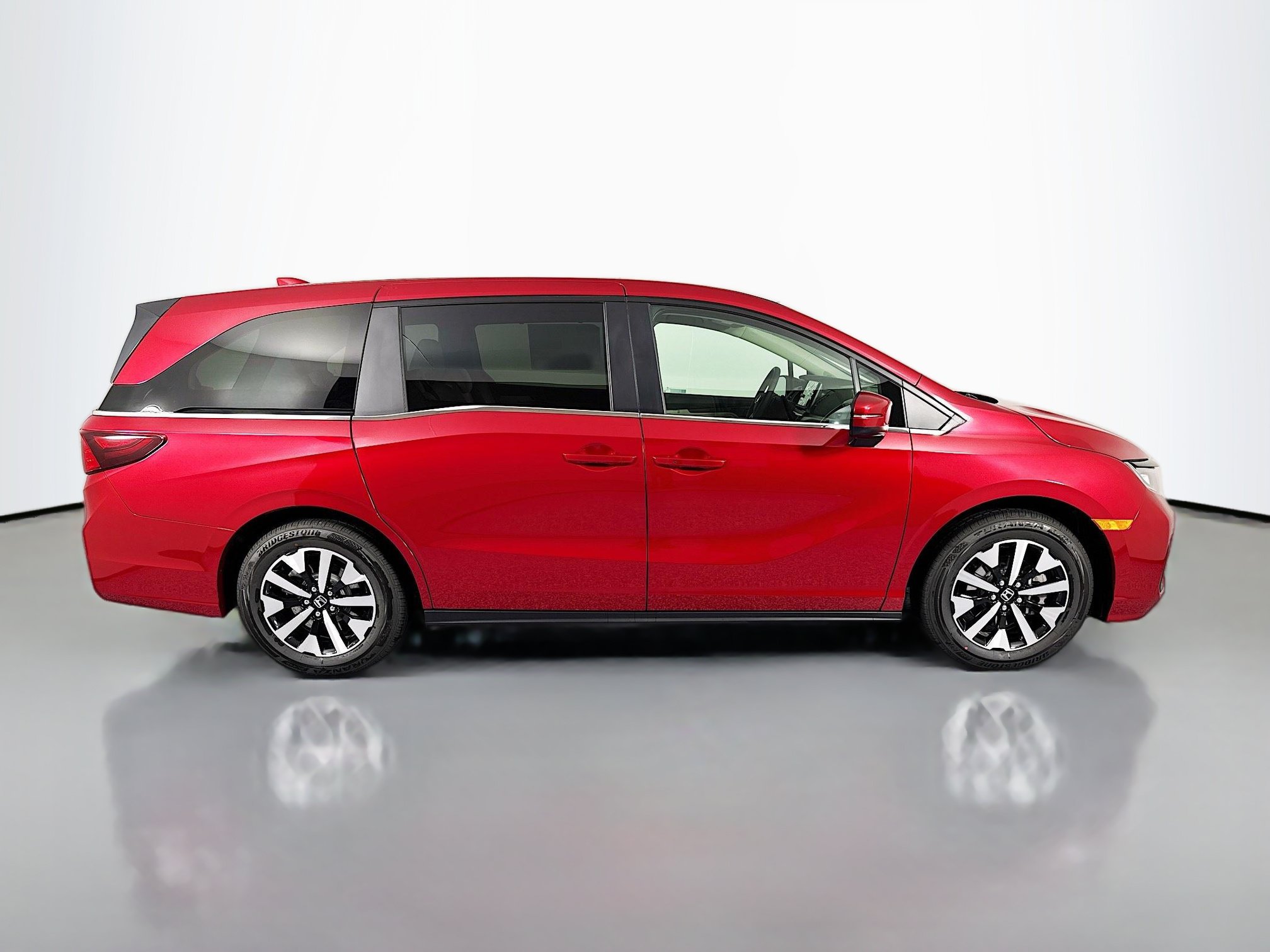 New 2026 Honda Odyssey EX-L image 4