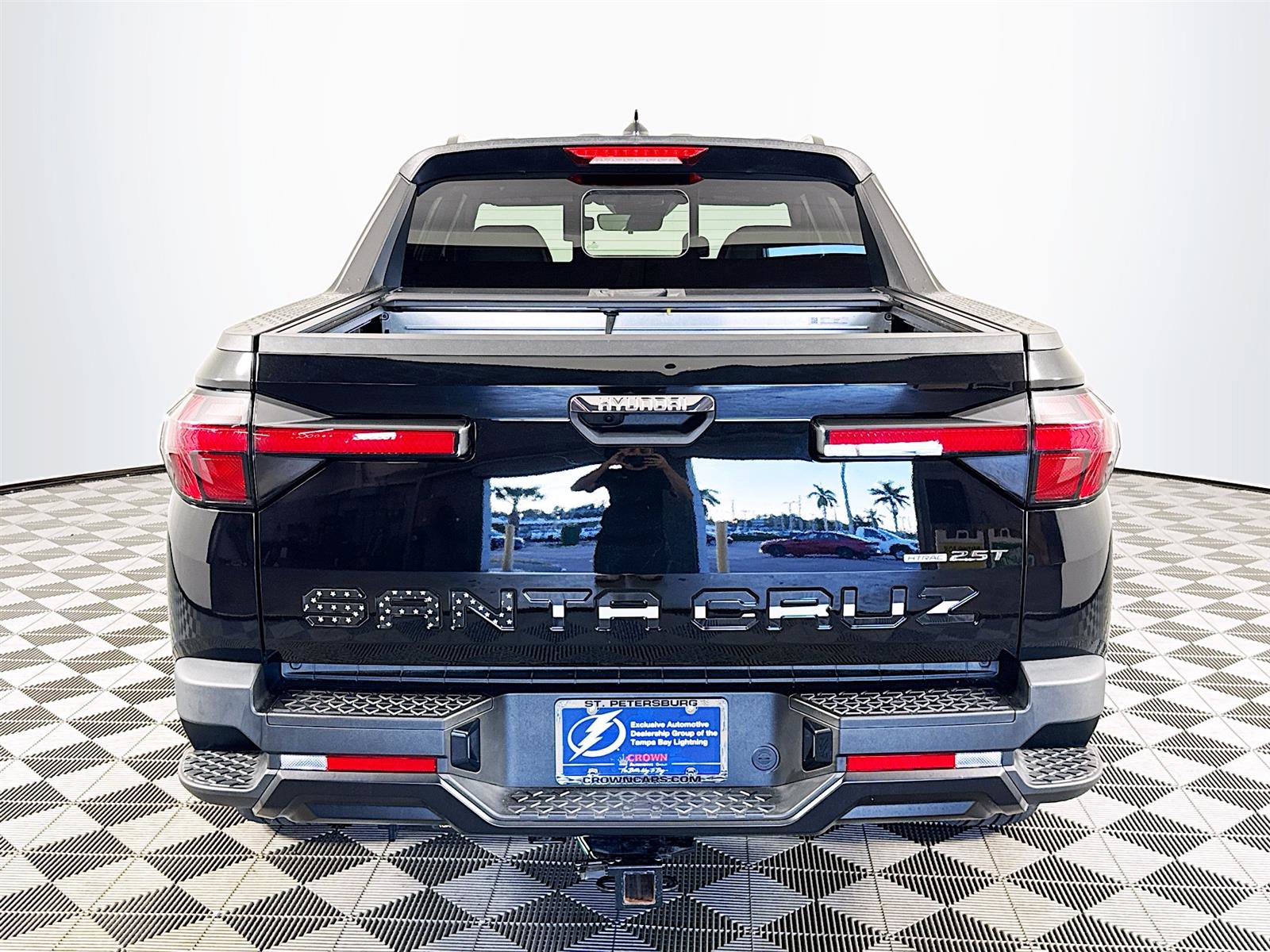 Certified 2024 Hyundai Santa Cruz Night image 6