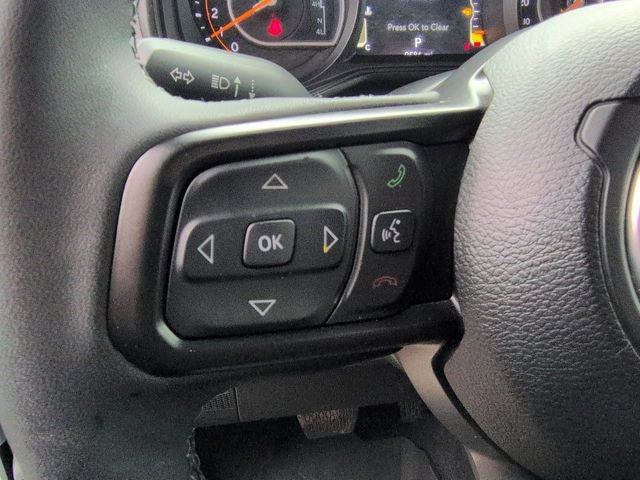 Used 2025 Jeep Wrangler Sport image 15