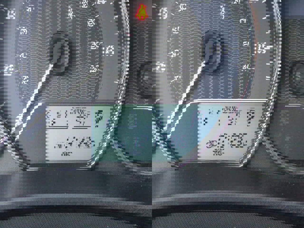 Used 2015 Toyota Corolla L image 21