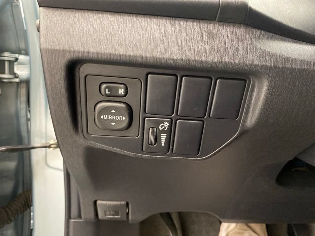 Used 2012 Toyota Prius Two FWD image 12