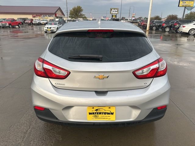 Used 2018 Chevrolet Cruze LT w/ Convenience Package image 6