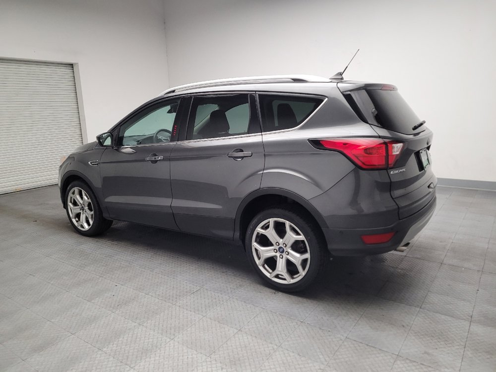 Used 2019 Ford Escape Titanium FWD image 3