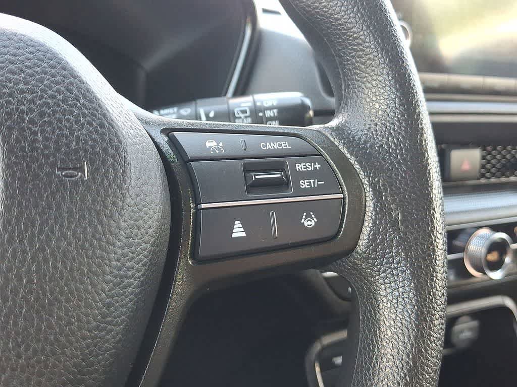 Used 2025 Honda CR-V EX image 18