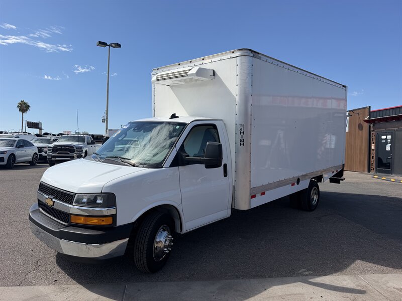 Used 2022 Chevrolet Express 3500 w/ Power Convenience Package RWD image 6