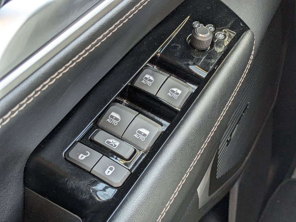 Used 2024 Jeep Wagoneer Series III image 22