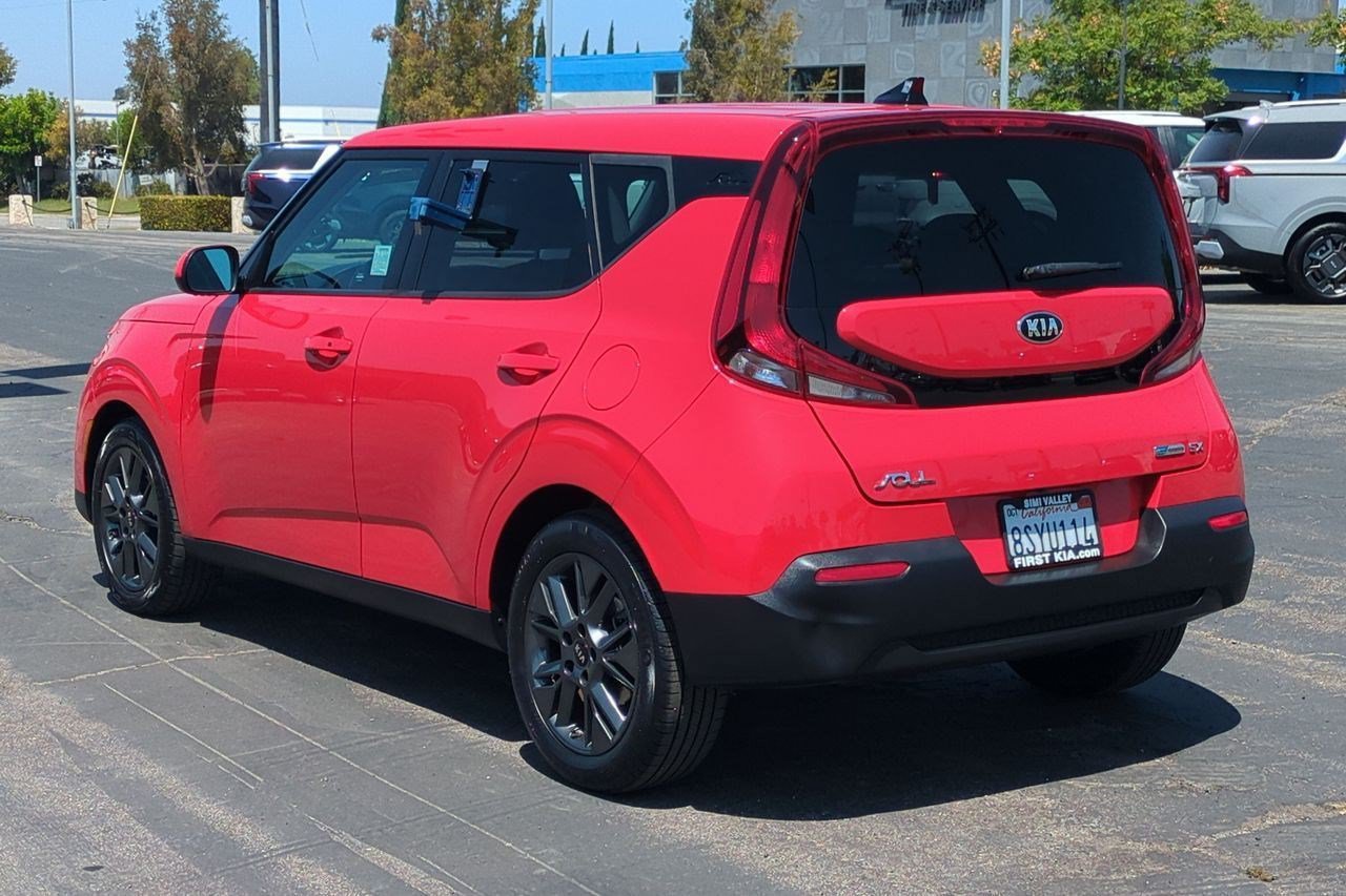 Certified 2021 Kia Soul EX FWD image 8