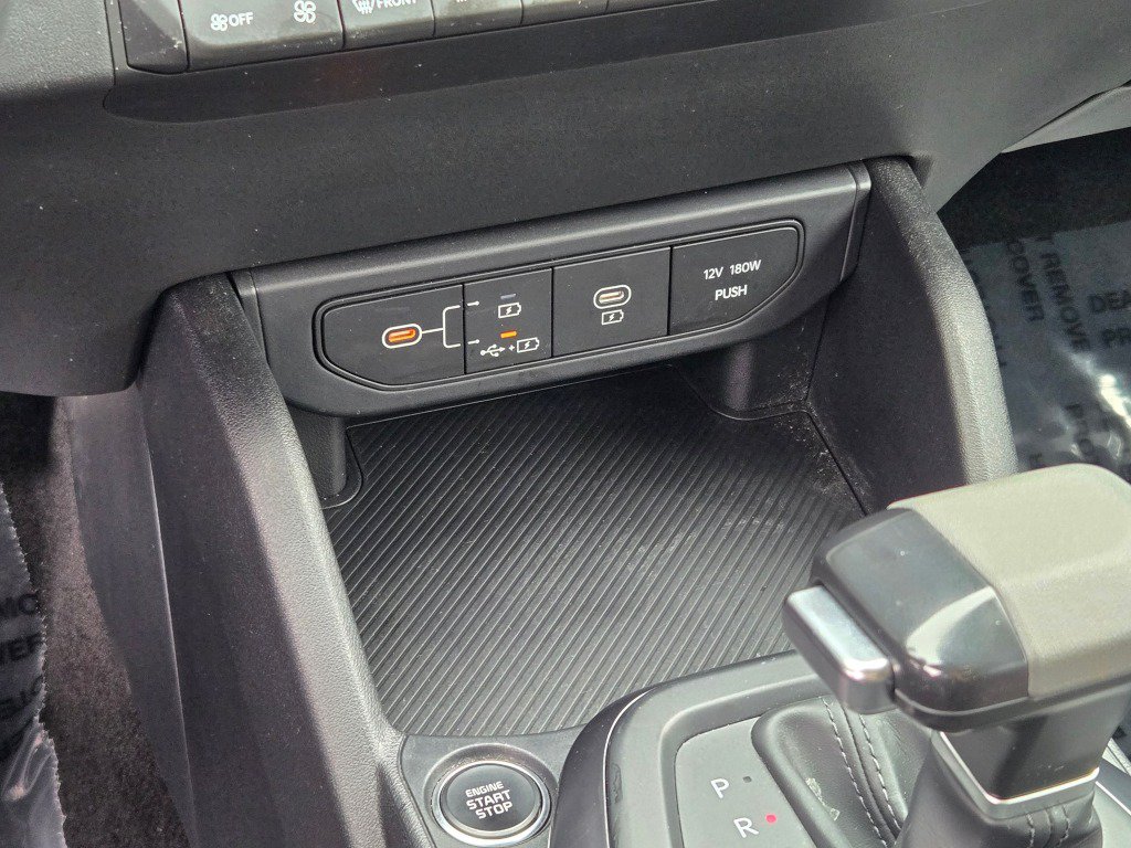 Used 2025 Kia K4 FWD image 26