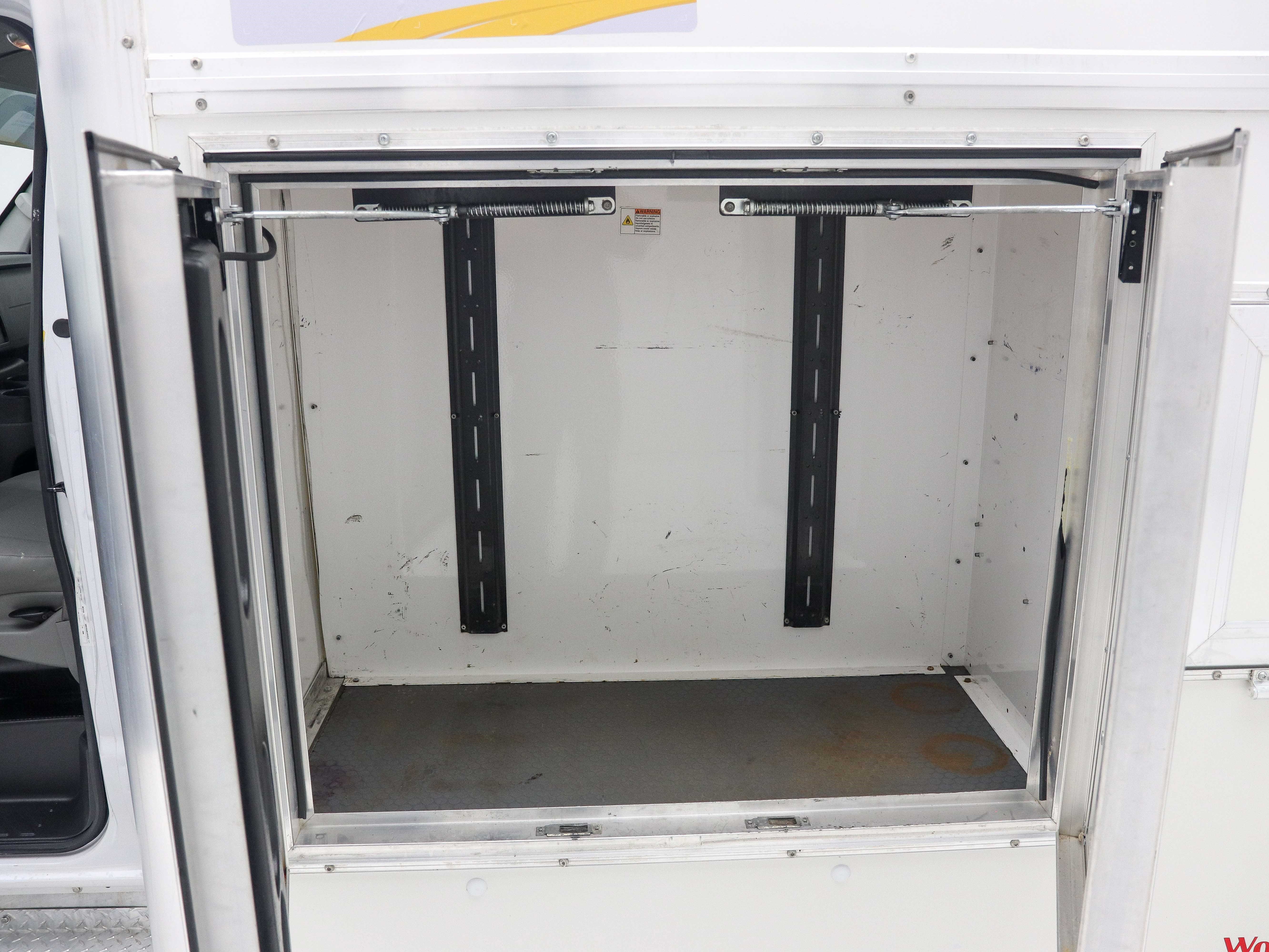 Used 2023 Ford E-450 and Econoline 450 Super Duty w/ Power Windows & Locks Group RWD image 9