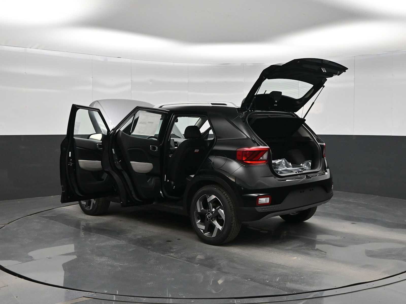 New 2026 Hyundai Venue SEL FWD image 41