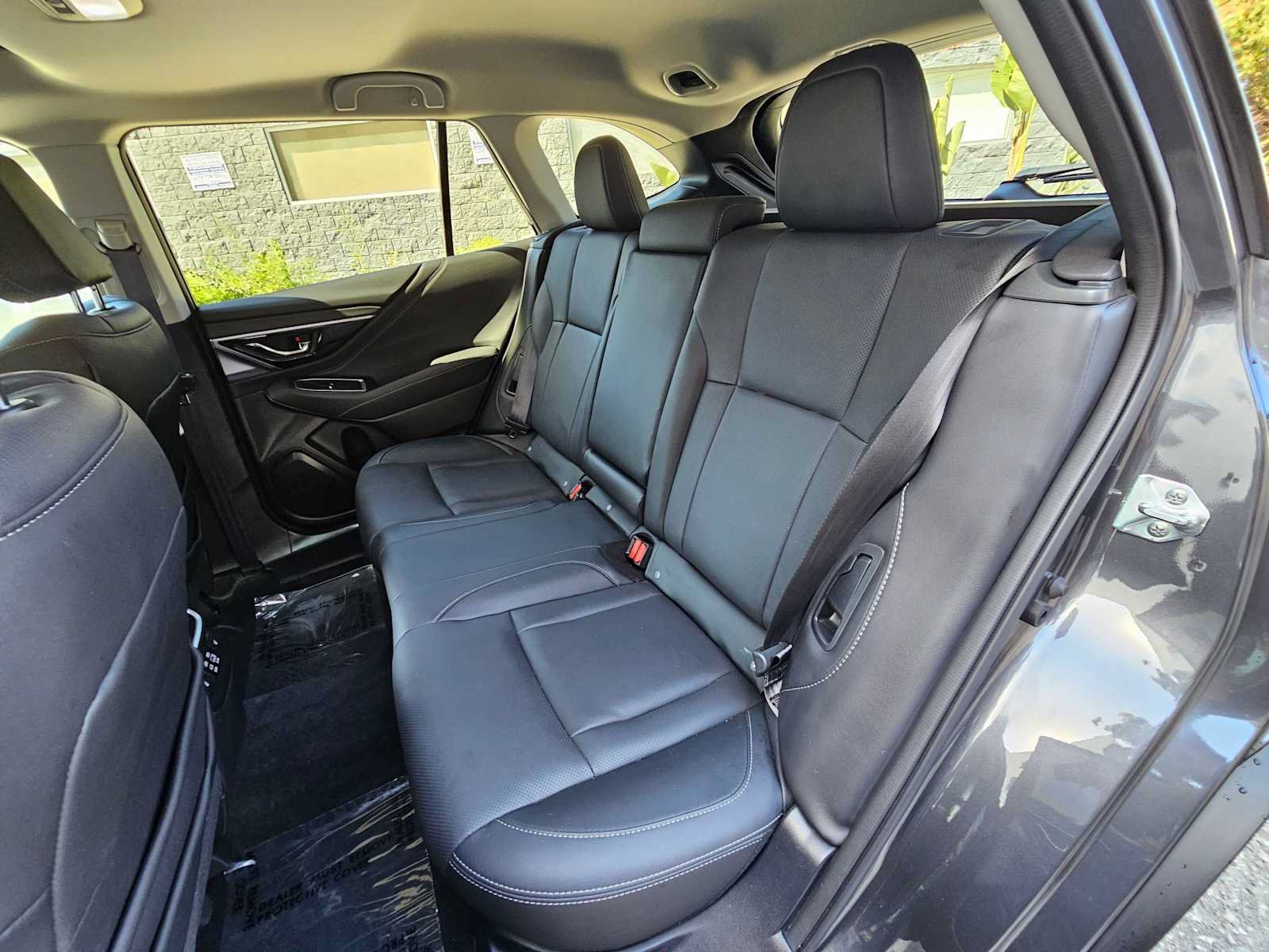 Certified 2024 Subaru Outback Limited AWD/4WD image 17