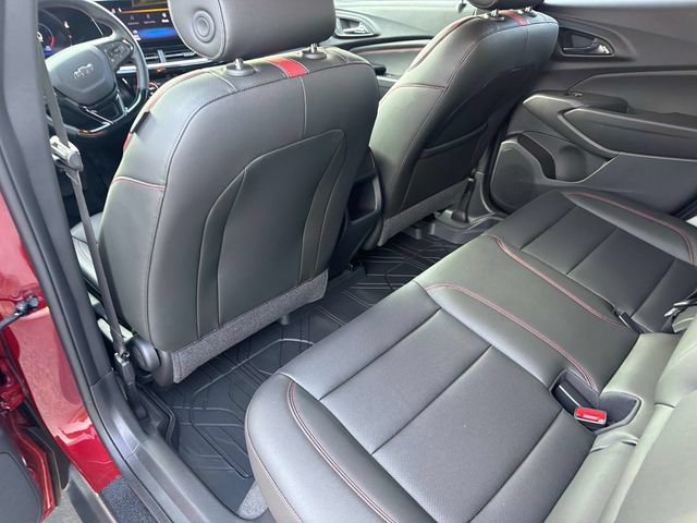 Used 2025 Chevrolet Trax RS w/ Driver Confidence Package FWD image 15