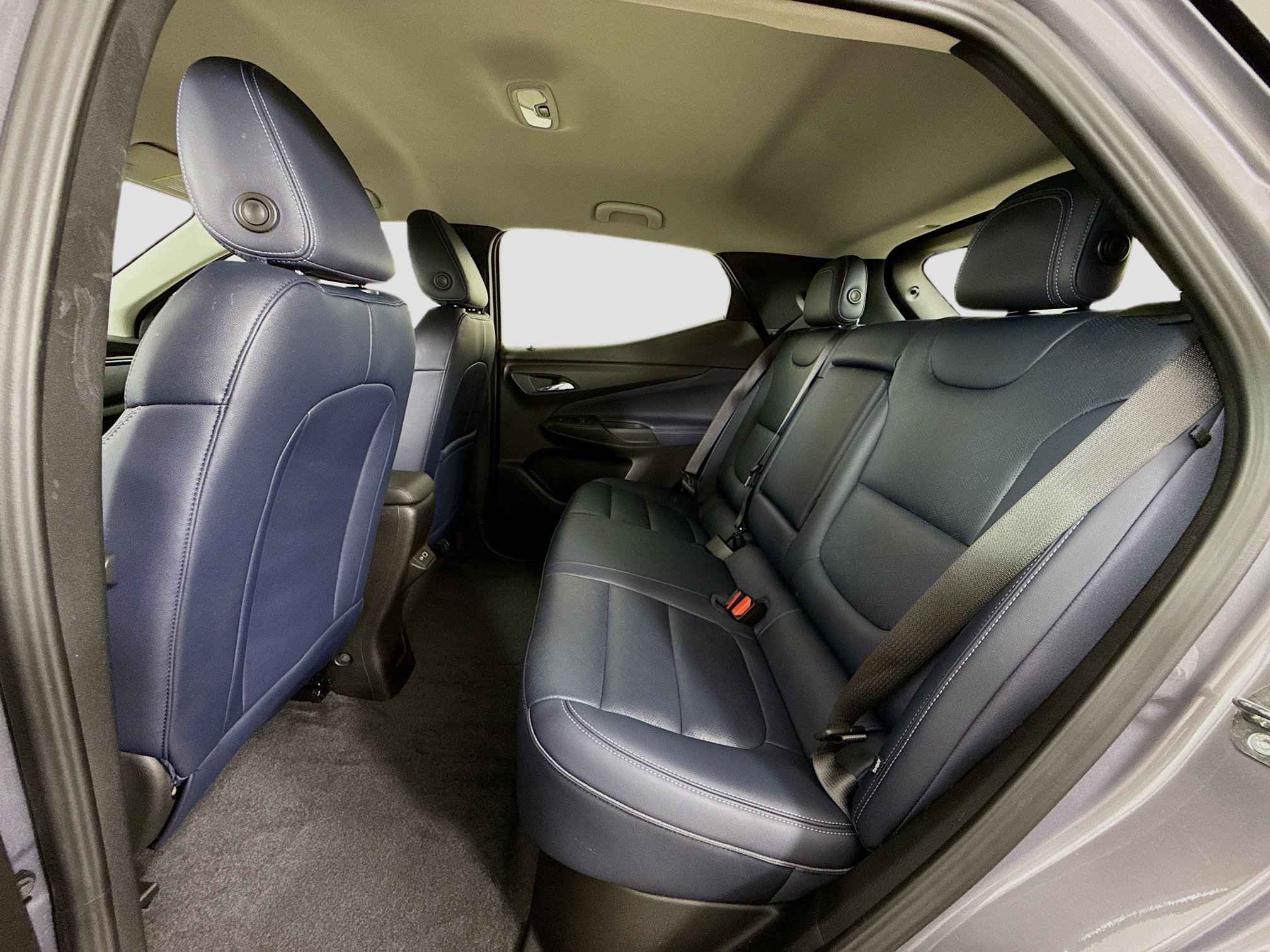 Used 2023 Chevrolet Bolt EUV Premier FWD image 26