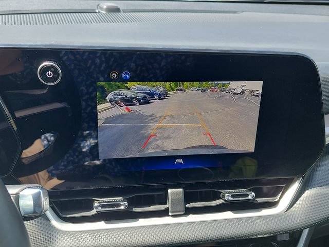 Used 2026 Chevrolet Equinox LT AWD/4WD image 13