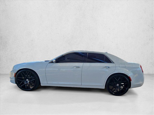 Used 2015 Chrysler 300 C RWD image 8