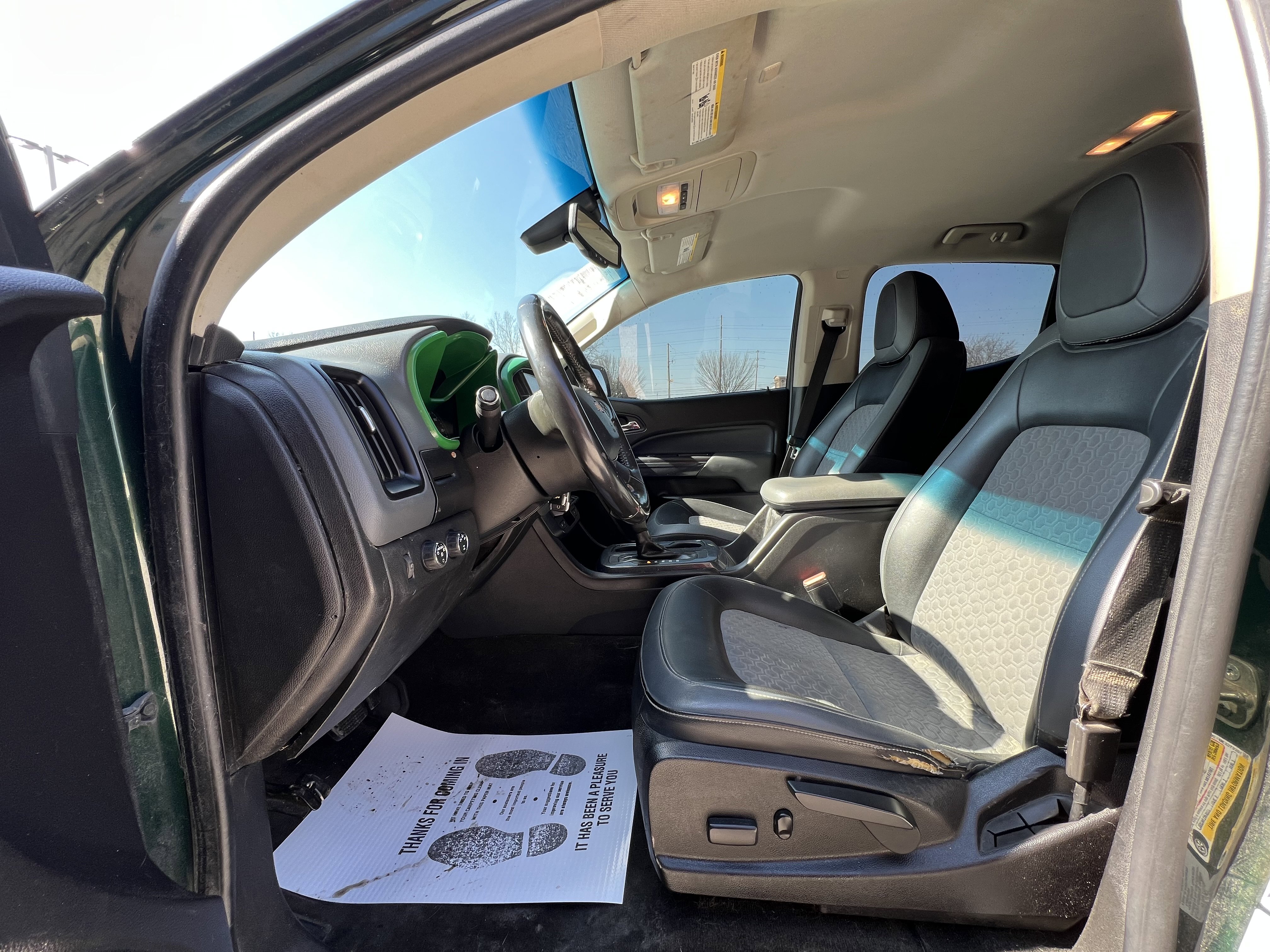 Used 2015 Chevrolet Colorado Z71 AWD/4WD image 23