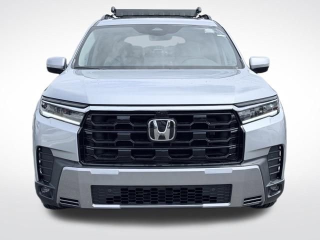 New 2026 Honda Pilot Touring image 2