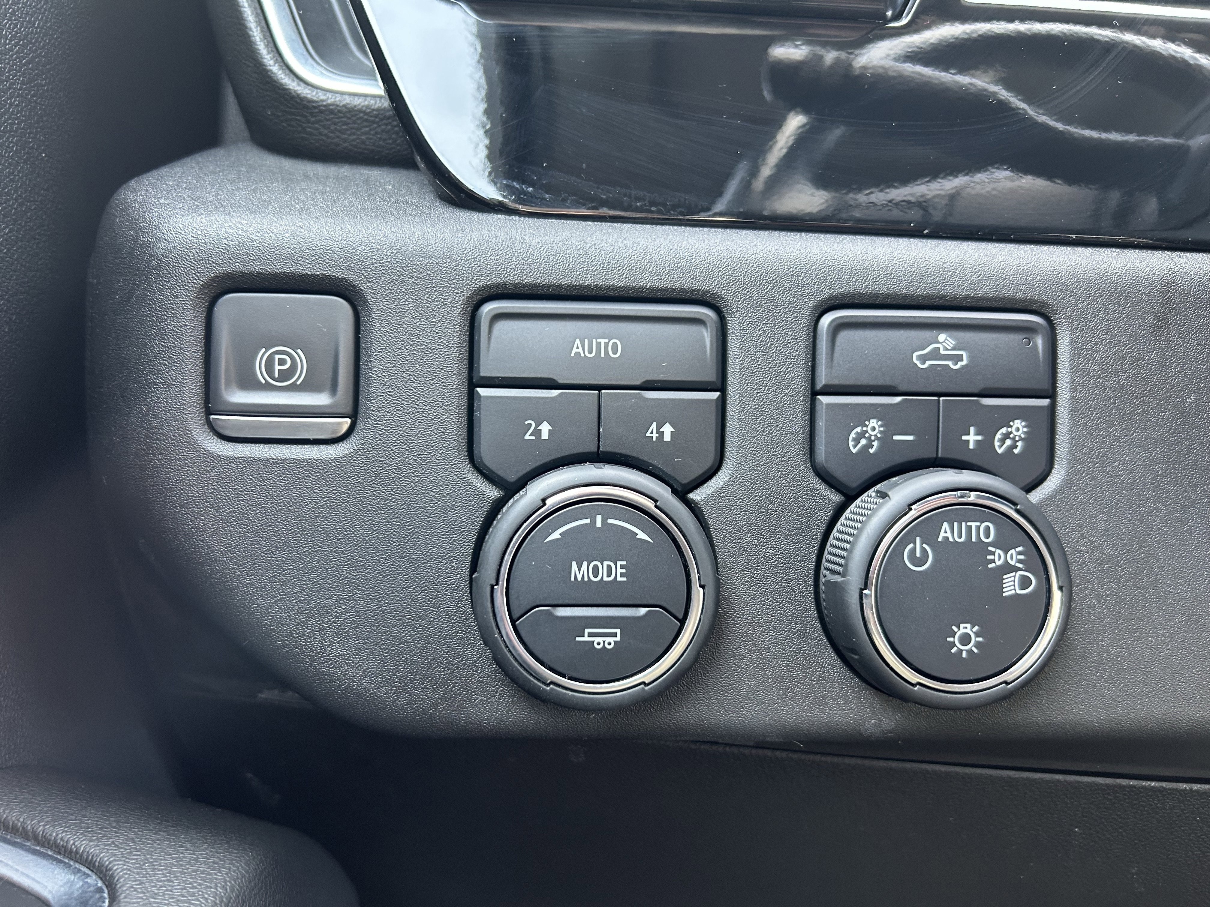 Used 2022 Chevrolet Silverado 1500 LT image 19