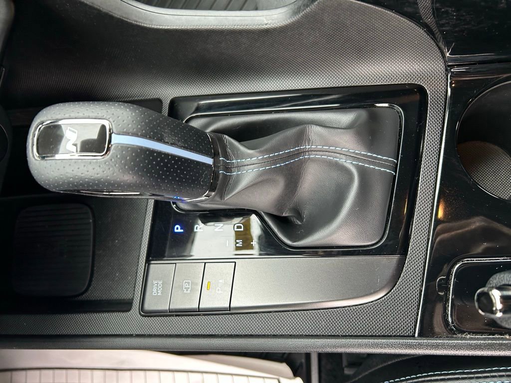 Used 2024 Hyundai Elantra N image 30