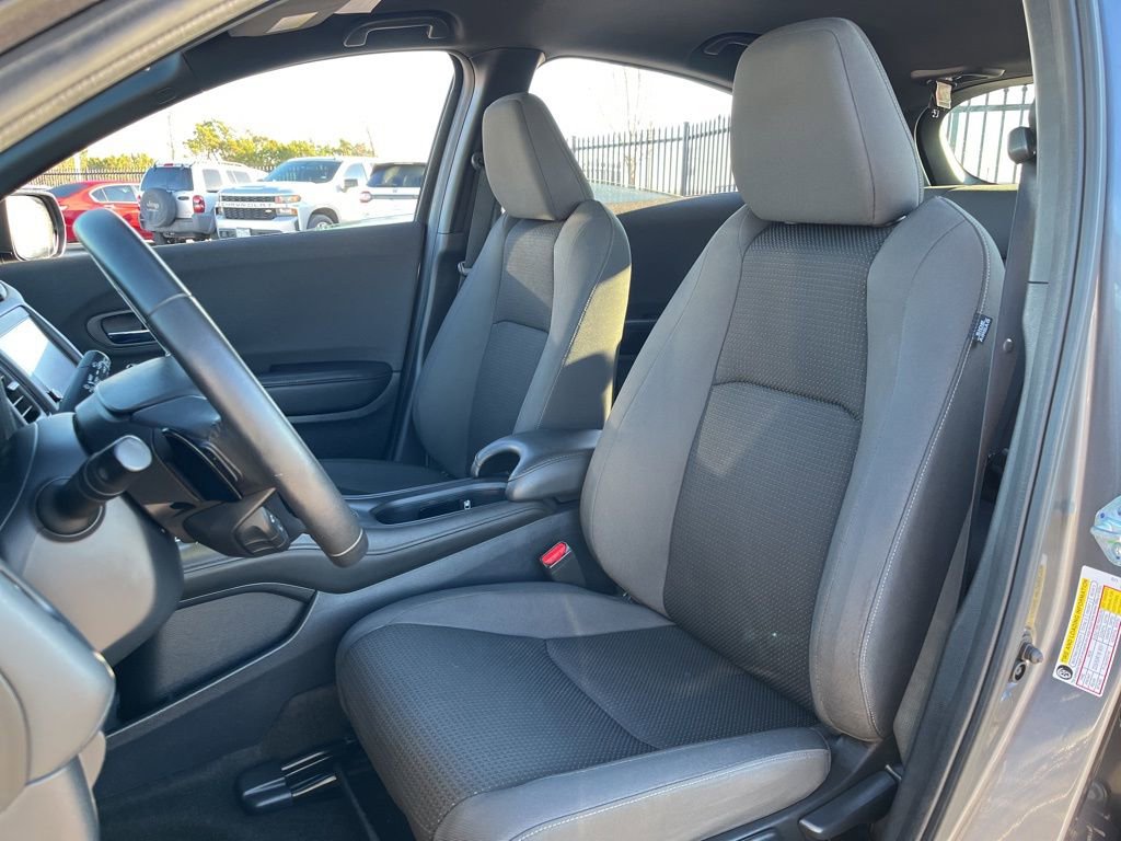 Certified 2022 Honda HR-V Sport image 16